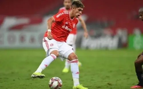 Palacios ingresó a 20′ del final y no pudo marcar diferencias ante Goianiense.