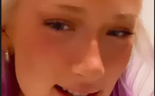 Vesta Lugg rompe en llanto y vive dramática situación con aerolínea.(1)