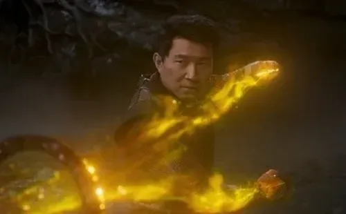 5 claves para entender Shang-Chi y la Leyenda de los 10 Anillos: Simu Liu protagoniza la nueva película de Marvel.