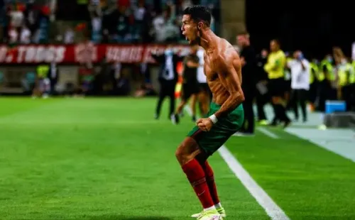Cristiano gritó con todo el gol que le da el récord como el máximo goleador en la historia de las selecciones. Foto: Portugal
