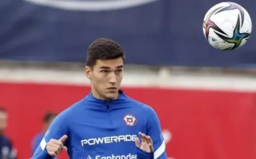 Robbie Robinson apenas alcanzó a entrenar con Chile. Foto: ANFP