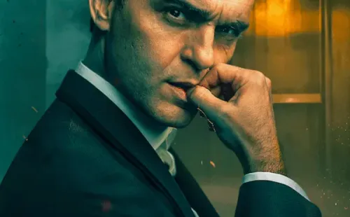 Estos son los personajes de la quinta temporada de La Casa de Papel:Andrés de Fonollosa, Berlín – Interpretado por Pedro Alonso.