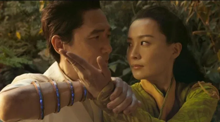 Shang-Chi y la Leyenda de los 10 Anillos.(5)