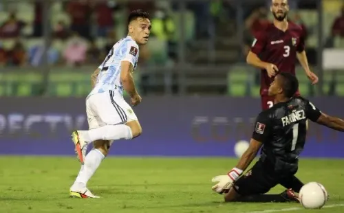 El Toro abrió la senda goleadora de Argentina ante Venezuela por Eliminatorias.