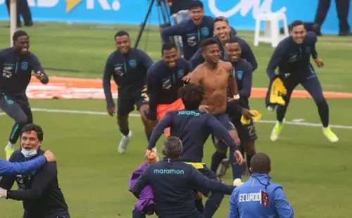 Ecuador confirma que recibe a Chile con público en las gradas