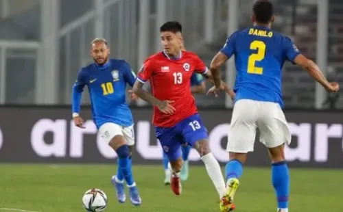 Erick Pulgar está suspendido por tarjetas amarillas y sería reemplazado por Claudio Baeza