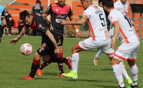 Ñublense sigue complicado en el Campeonato Nacional. Foto: Agencia Uno