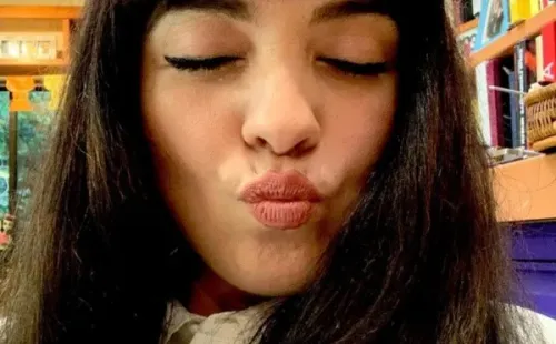 Mon Laferte presenta radical cambio de look.(2)