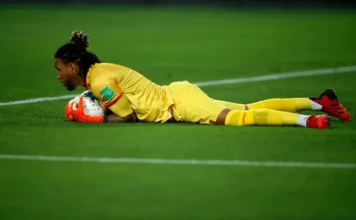 Pedro Gallese es uno de los que arriesga perderse el duelo con Chile. Foto: Getty Images