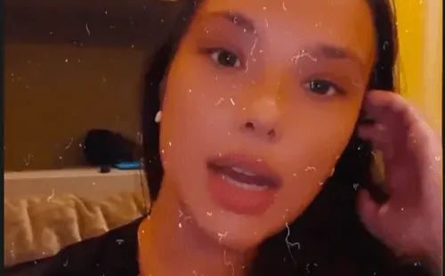 Katerina Safarova agarra confianza y se muestra desde la casa de Alexis Sánchez.(2)