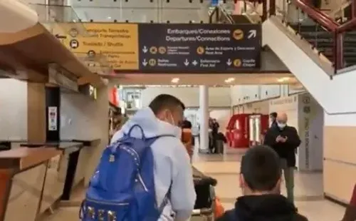 Orellana aterrizó en Chile este viernes por la mañana (Foto: Juan Vera Valdés, ADN)