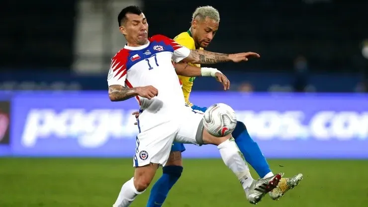 Gary Medel, jugador del Bologna y la selección chilena