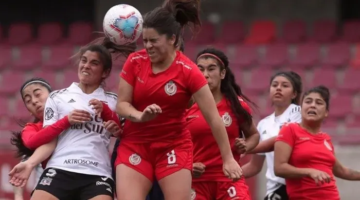 Colo Colo goleó a La Serena y está arriba en el Grupo A. Foto: Deportes La Serena