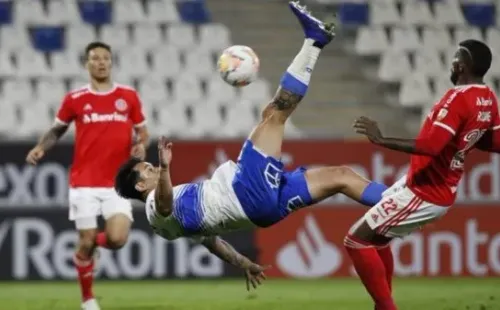 El Toro abrió la cuenta a los 23′ de chilenita (FOTO: TNT Sports)