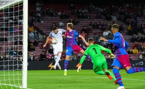 El Granada quedó en ventaja en solo dos minutos y complicó al Barcelona. Foto: Getty Images