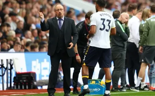 Rafa Benítez aseguró que James Rodríguez no estaba apto para el partido ante el Aston Villa