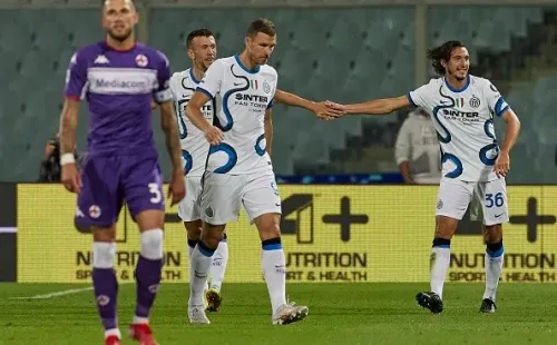 Internazionale derrotó a Fiorentina con Alexis unos minutos en cancha.