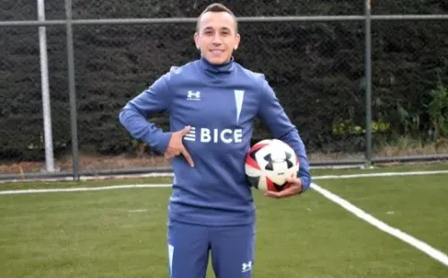 Orellana vestirá la dorsal 32 en la Católica.