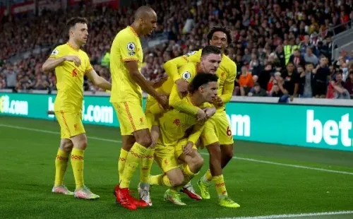Curtis Jones se mandó el golazo del partido con un soberbio derechazo. (Foto: Getty Images)
