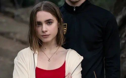 Clara Galle y Julio Peña | Foto: Netflix