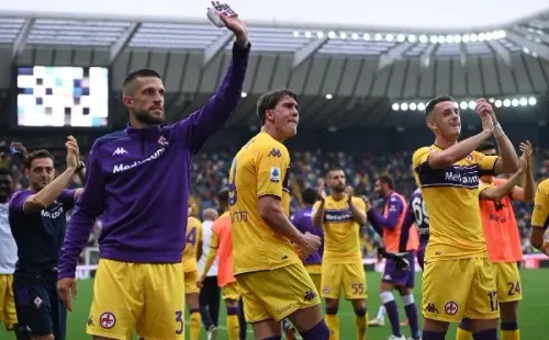Fiorentina celebró con Erick Pulgar en el banquillo. (Foto: Getty Images)