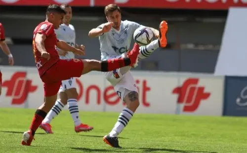 Nicolás Guerra abrió el marcador para Ñublense, pero no pudo evitar la remontada de Santiago Wanderers. Foto: Agencia Uno