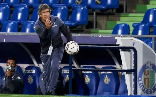 El entrenador chileno fue alabado en España por la enorme campaña del Betis hasta ahora.