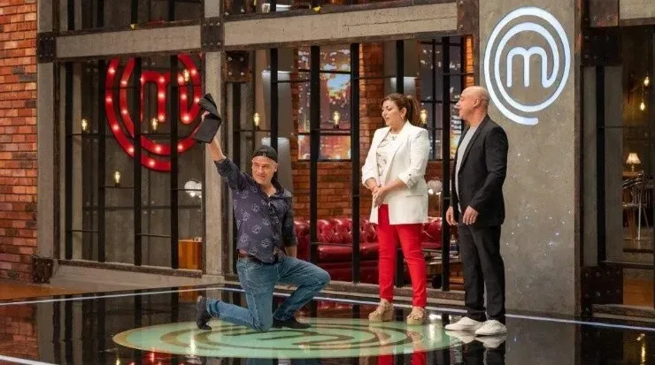 Julio Milostich en su retorno Masterchef Celebrity.