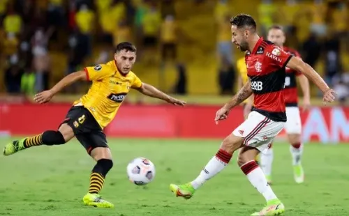 Isla y Flamengo a la final de la Copa Libertadores tras derrotar en la revancha a Barcelona.