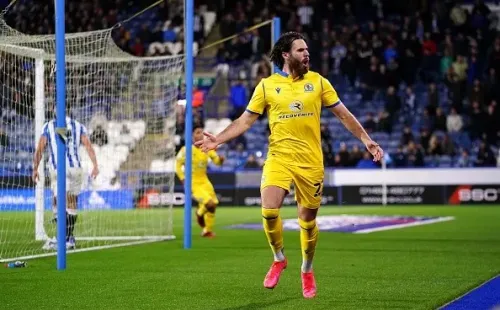 El ídolo Ben Brereton y dos nuevos goles para los Rovers: doblete contraHuddersfield Town.