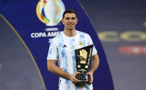 Emiliano Martínez fue elegido como el mejor portero de la Copa América. (Foto: Getty Images)