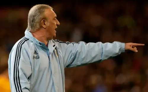 Alfio Basile le aconseja a Marcelo Gallardo no ir al Barcelona (Getty Images)