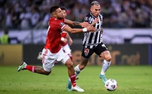 Paulo Díaz usó ya una indumentaria parecida a la de Chile con una de las alternativas de River Plate, (Foto: Getty Images)