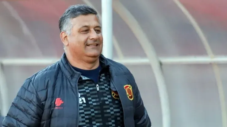 Ronald Fuentes, entrenador chileno de Rangers de Talca