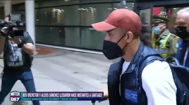 Alexis Sánchez llega con pocos minutos jugados en el Inter, pero con las ganas de siempre para estar presente en la Roja. Pantallazo: TNT Sports