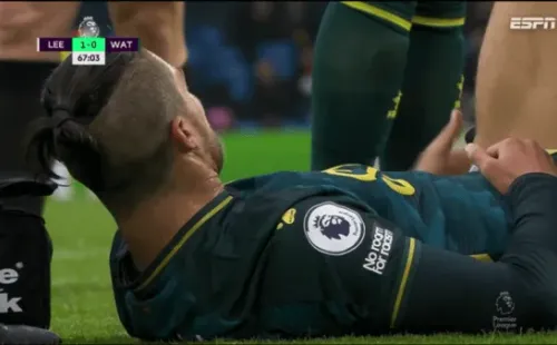 Francisco Sierralta no pudo terminar el partido ante el Leeds y es baja en la selección chilena. Foto: ESPN