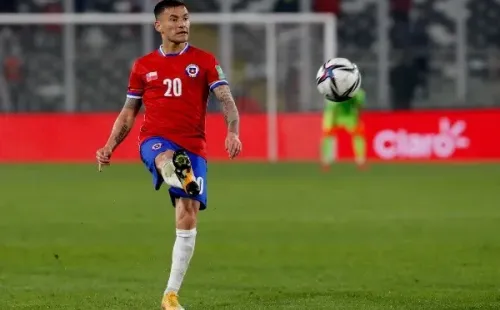 Charles Aránguiz pudo entrenar este martes con la Roja. (Foto: Getty Images)