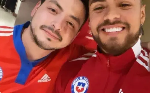 Toda la delegación de la Roja compartió con el Pollo Castillo, incluso Paulo Díaz publicó esta foto en sus redes sociales.