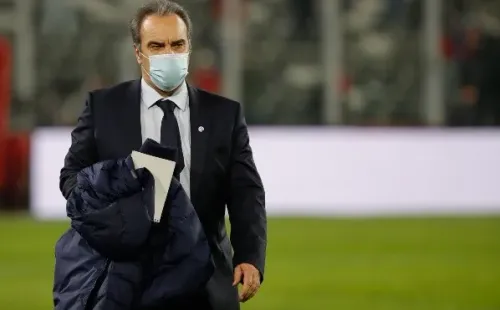 Martín Lasarte debe preparar cuatro partidos que quedan en 2021 y la misma cantidad el próximo año, hasta en pleno verano.