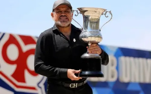 Rogelio Delgado asegura que si Chile cambia de entrenador, el reemplazante de Martín Lasarte debe ser chileno