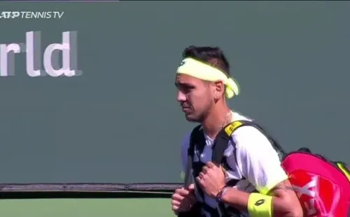 Alejandro Tabilo ingresa a la cancha para su crucial partido (Pantallazo)