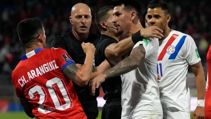 Charles Aránguiz seleccion chilena eliminatorias qatar 2022