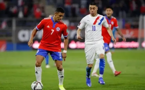 Alexis se ganó críticas por mostrar mejor nivel con La Roja que con el Inter.