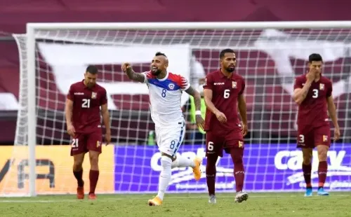 Arturo Vidal anotó en el último duelo entre Chile y Venezuela. El King se hizo presente con el descuento en la derrota por 2-1. Foto: Getty Images