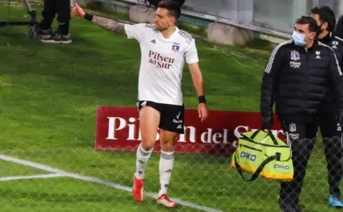 Matías Zaldivia es otro de los que puede volver tras la fecha libre de Colo Colo. El defensor ha estado lejos de las canchas desde comienzos de agosto. Foto: Agencia Uno