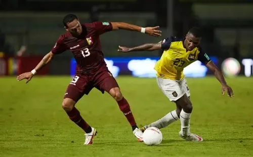 Venezuela enfrenta a Chile tras derrotar a Ecuador.