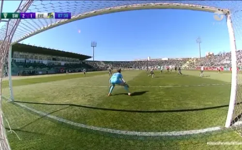 Gabriel Rojas y el golazo de Santiago Wanderers ante Everton en el clásico.
