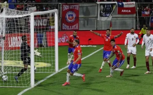 La Roja derrotó a Paraguay y Venezuela en San Carlos y se mete en carrera.