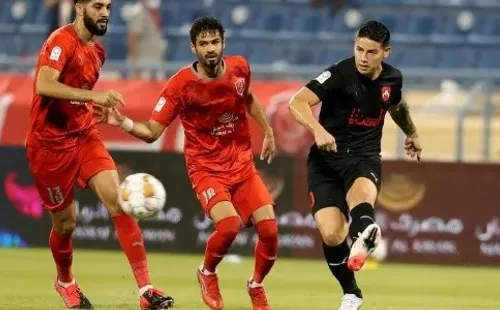 James jugó 88′ en la derrota por 3-0 de su nuevo club.
