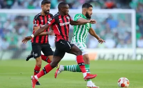 Bayer Levekusen y Real Betis protagonizan un partidazo de la Europa League. (Foto: Getty Images)